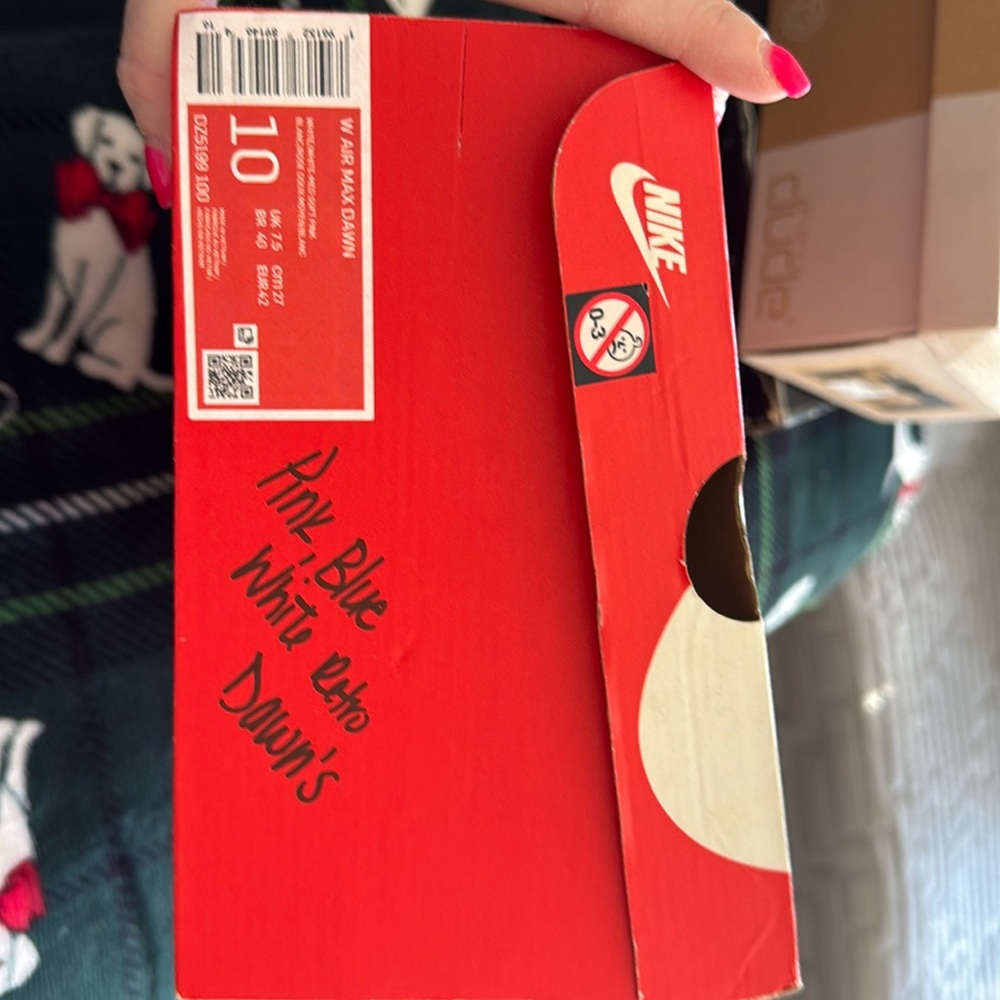 Brand new never worn Air Max Dawn